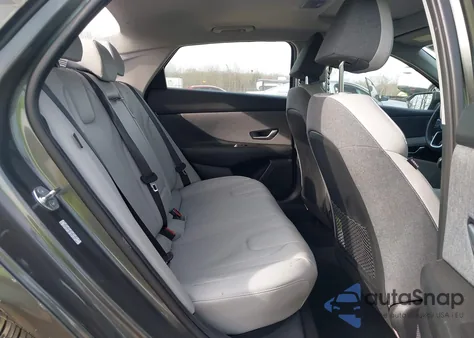 2025 Hyundai Elantra Limited z USA, uszkodzony, nr VIN KMHLP4DG3SU863339